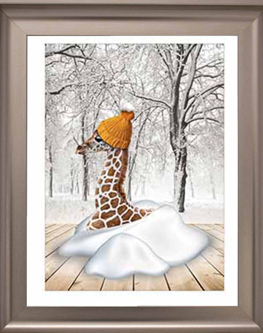 AN752-C Giraffe on Winter Snow ll