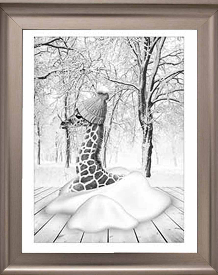 AN752-B&W Giraffe on Winter Snow l