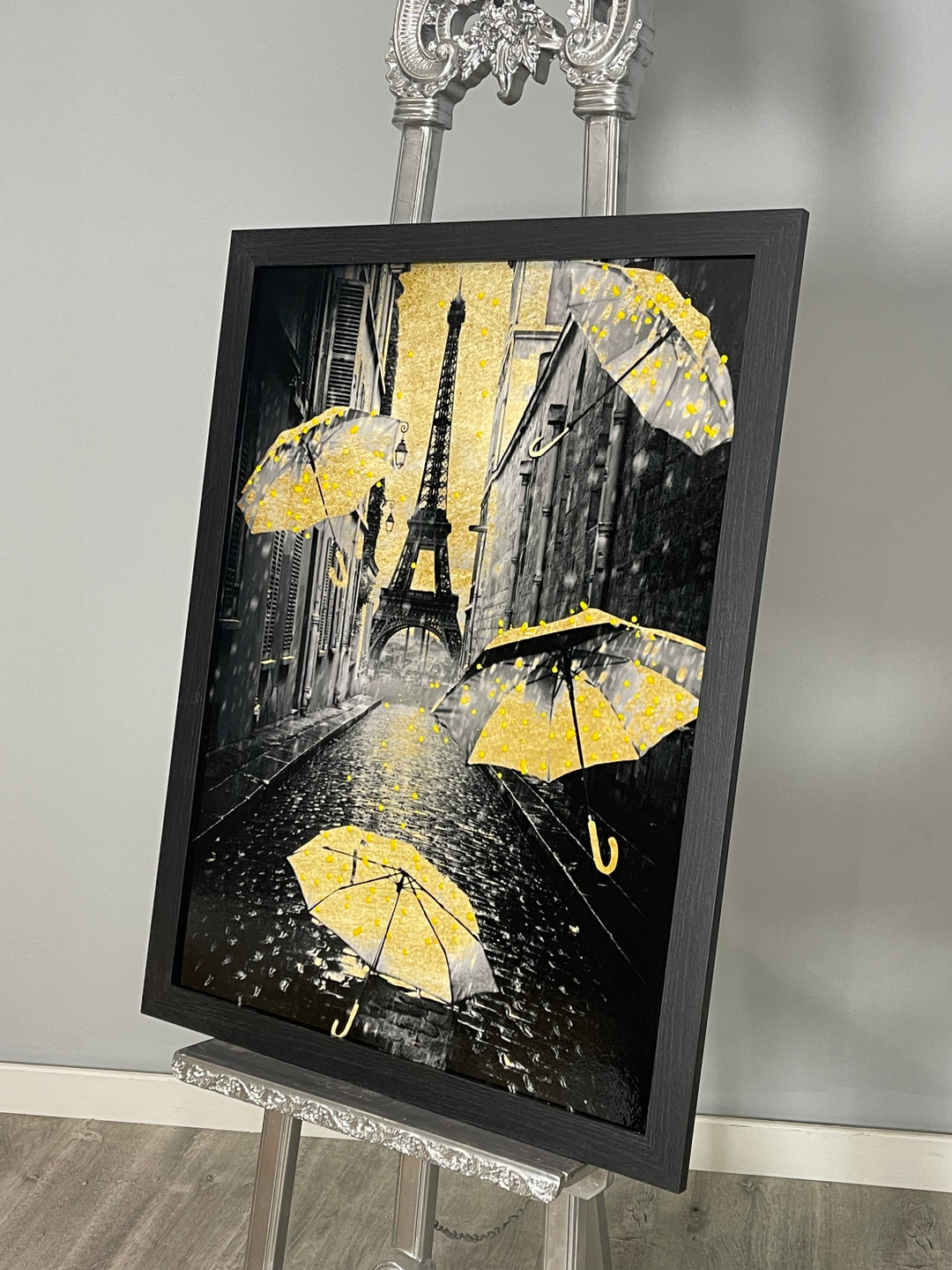 CY401-OV Gold Umbrellas In Paris OV