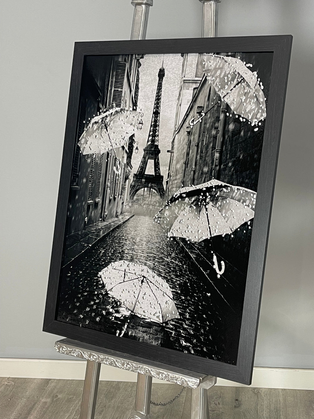 CY402-OV Silver Umbrellas In Paris OV