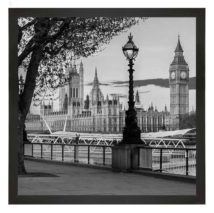 CY559 Big Ben B&W
