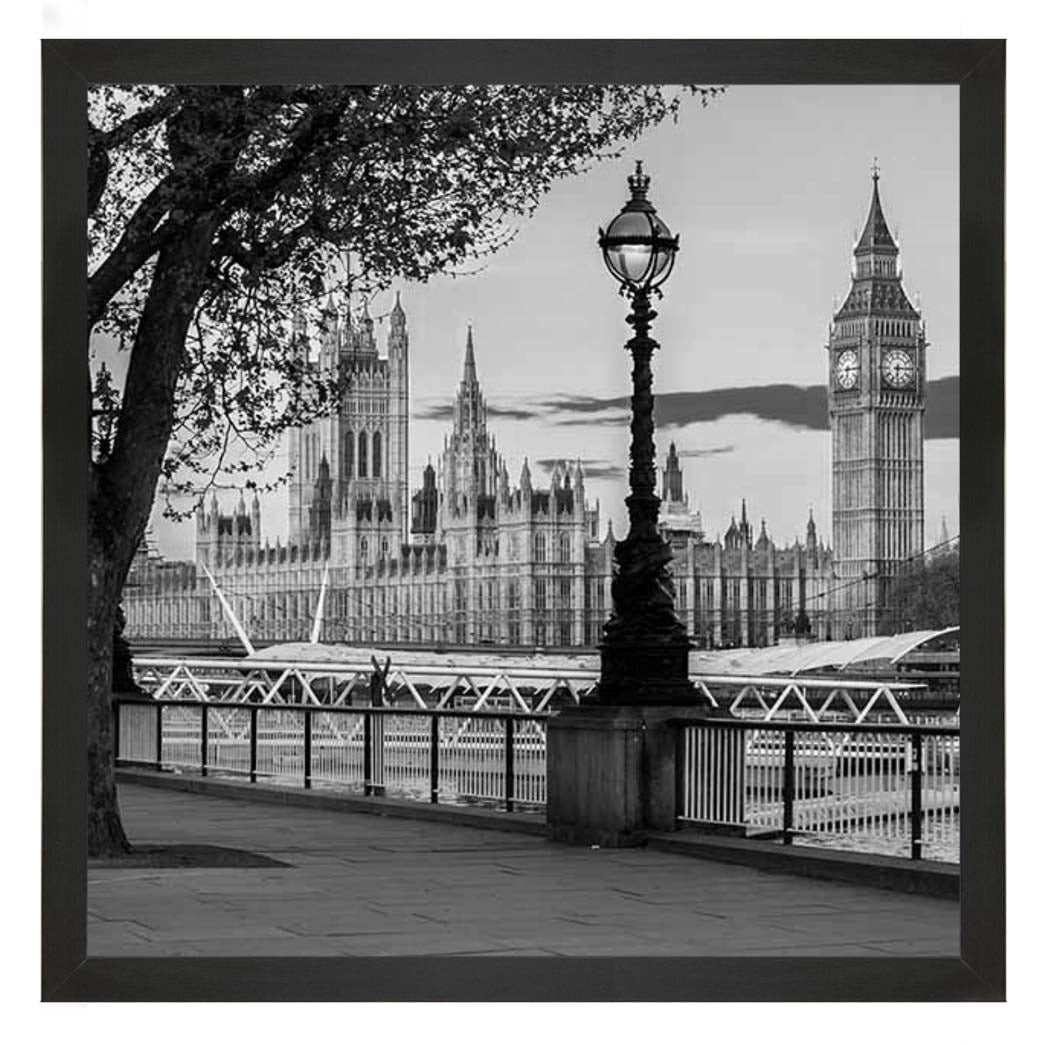 CY559 Big Ben B&W