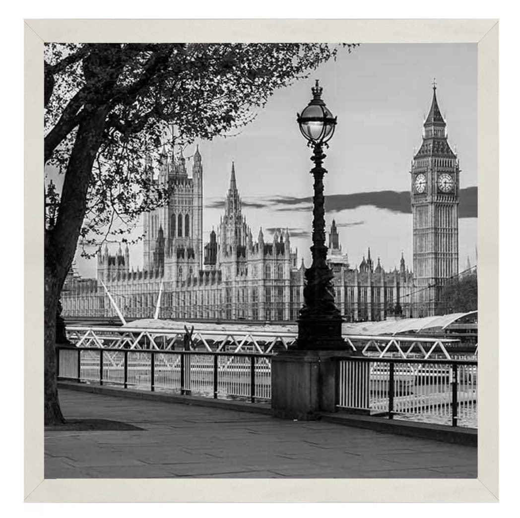 CY559 Big Ben B&W