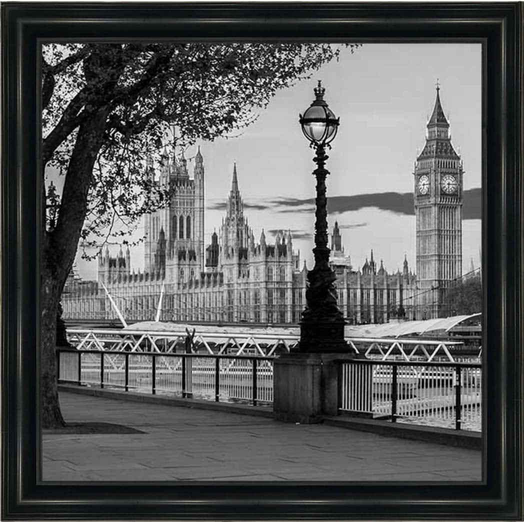 CY559 Big Ben B&W