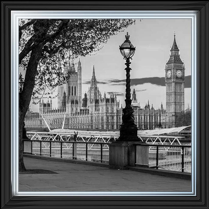 CY559 Big Ben B&W