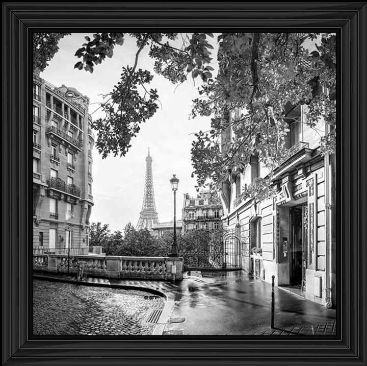 CY561 Paris City B&W