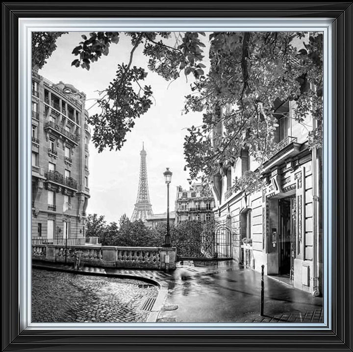 CY561 Paris City B&W