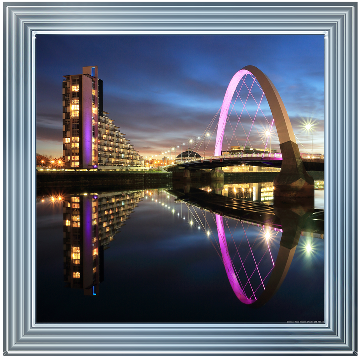 CY679 Purple Bridge, Glasgow Clyde