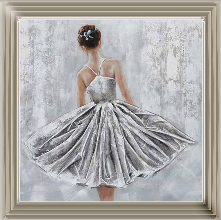 FG1000 Standing Ballet Dancer