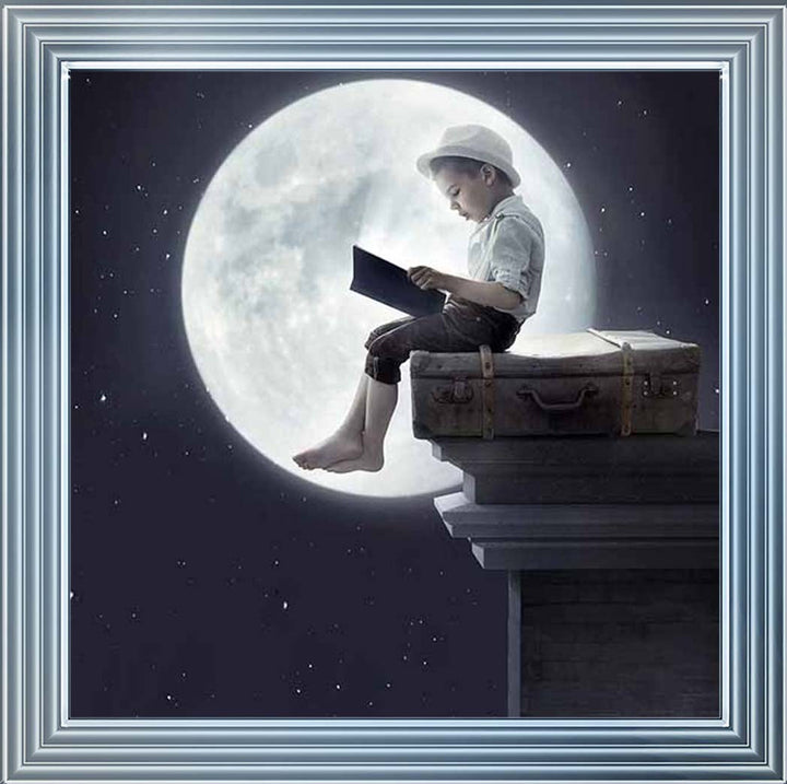 FG1001 Reading On the Moon