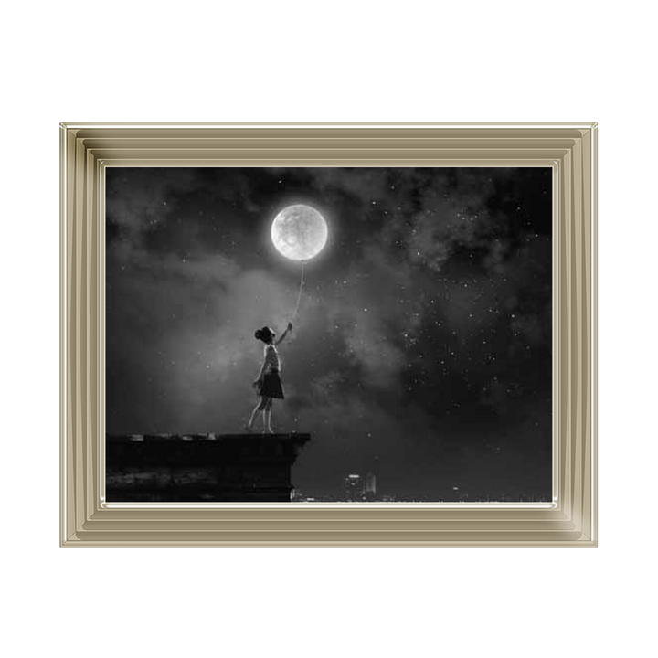 Dancing In The Moonlight