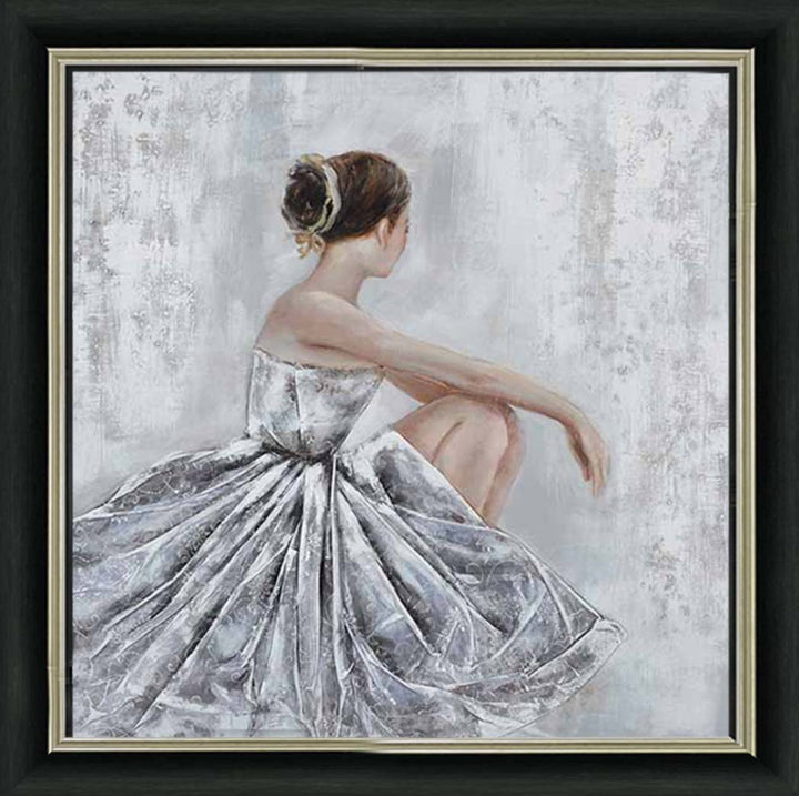 FG999 Sitting Ballet Dancer