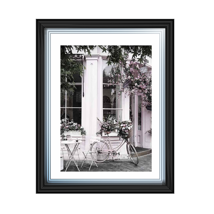FL340-86 Bicycle Outside the Boutique