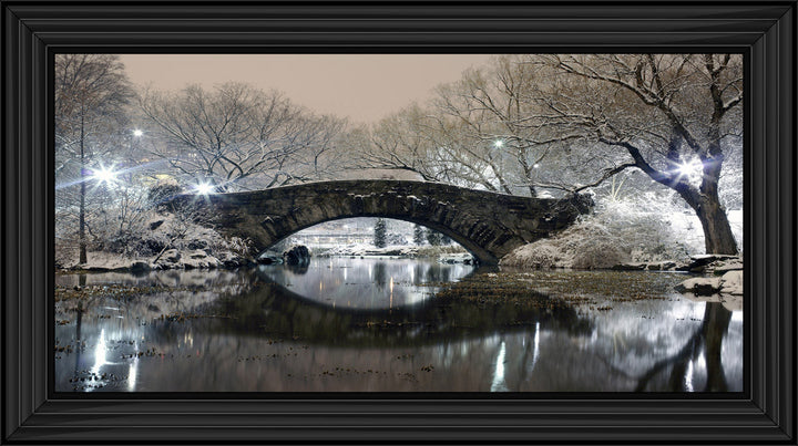 Gapstow Bridge in Winter