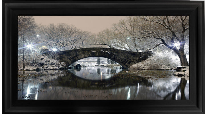 Gapstow Bridge in Winter