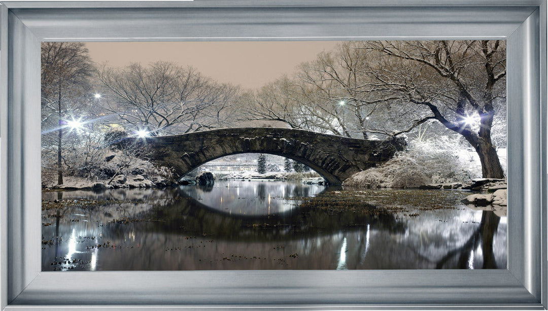 Gapstow Bridge in Winter