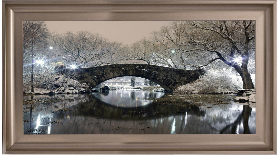 Gapstow Bridge in Winter