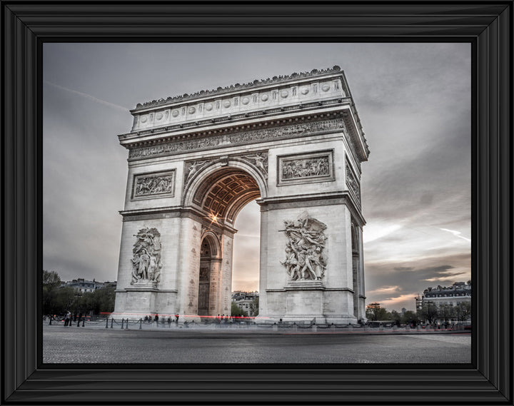 FTST490 Arc de Triumph Outside
