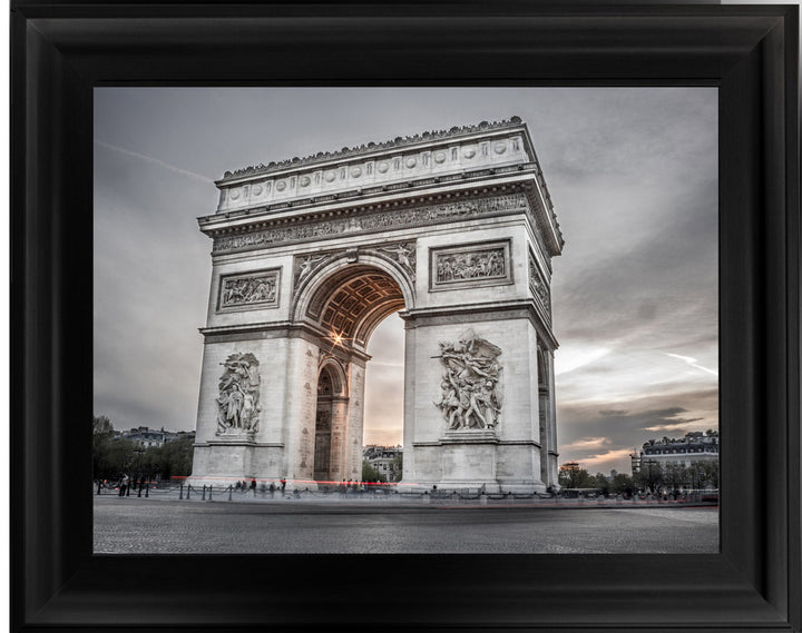 FTST490 Arc de Triumph Outside