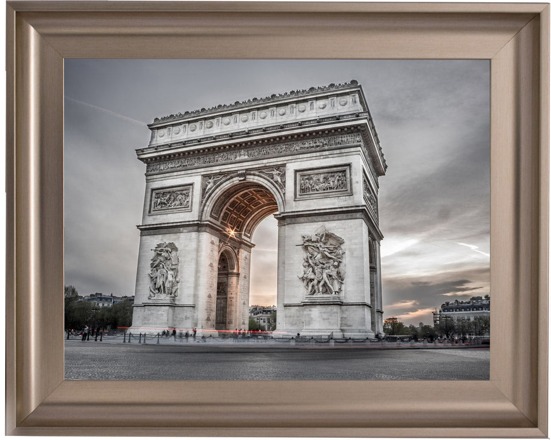 FTST490 Arc de Triumph Outside