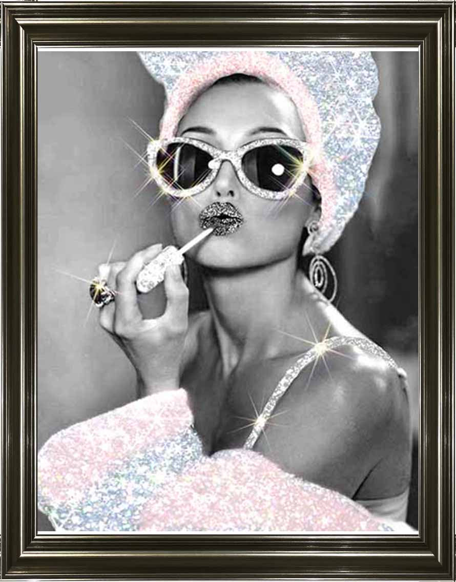FG940 AUDREY HEPBURN GLAMOROUS