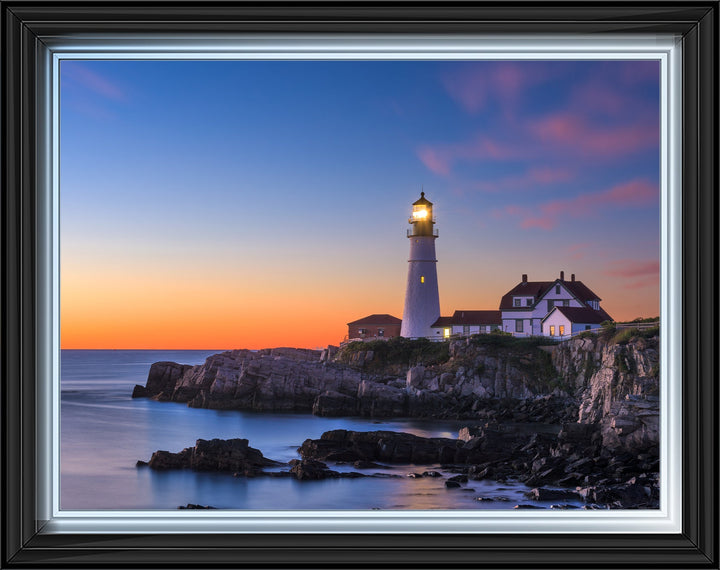LS399 Light house in Evening