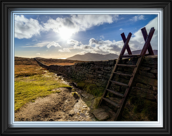 LS404 Mourne Wall