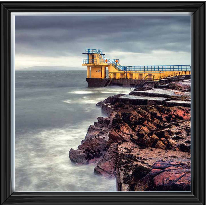 LS571 Salthill Tower Blue Sky