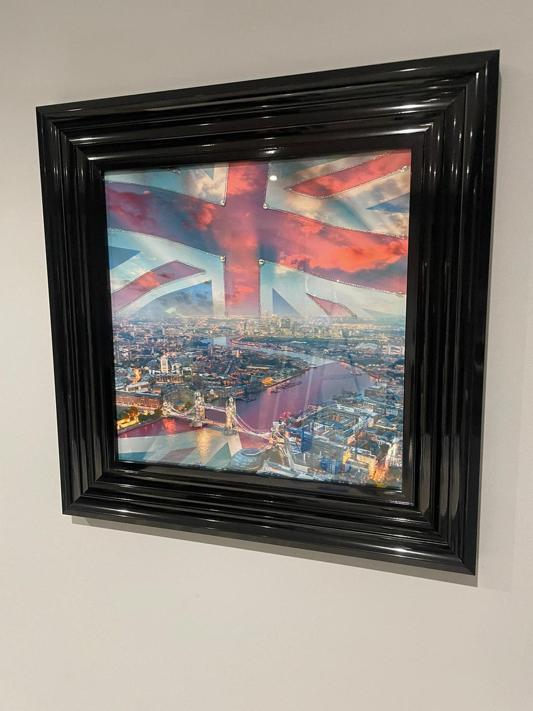 MS475 Union Jack over London