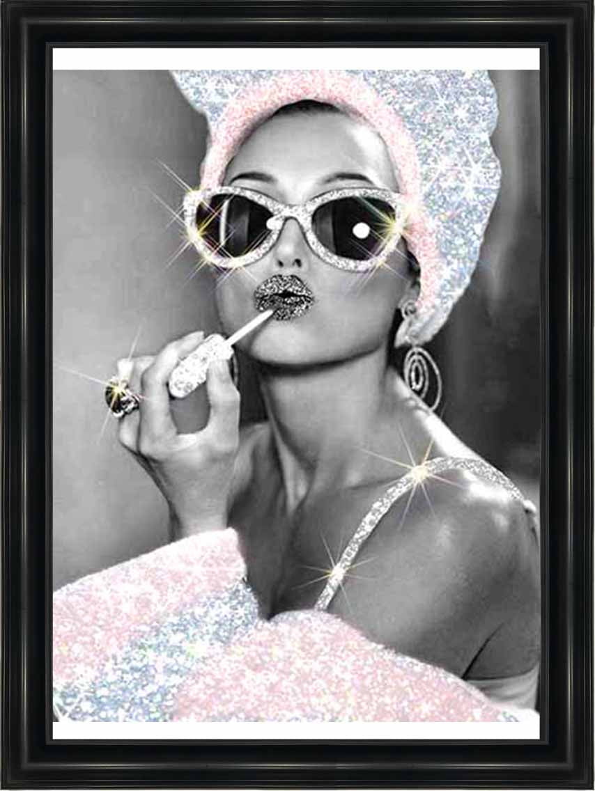 FG940 AUDREY HEPBURN GLAMOROUS