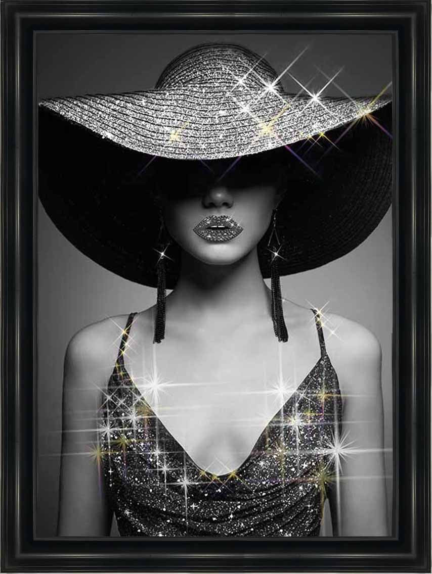 FG933 BLACK & WHITE GLAMOUR LADY ||