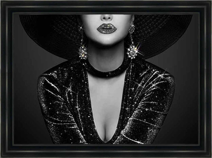 FG930 THE GLAMOUROUS