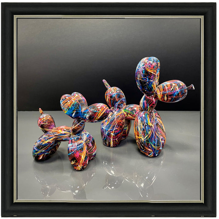 MD421 GRAFFITI  BALLOON DOGS