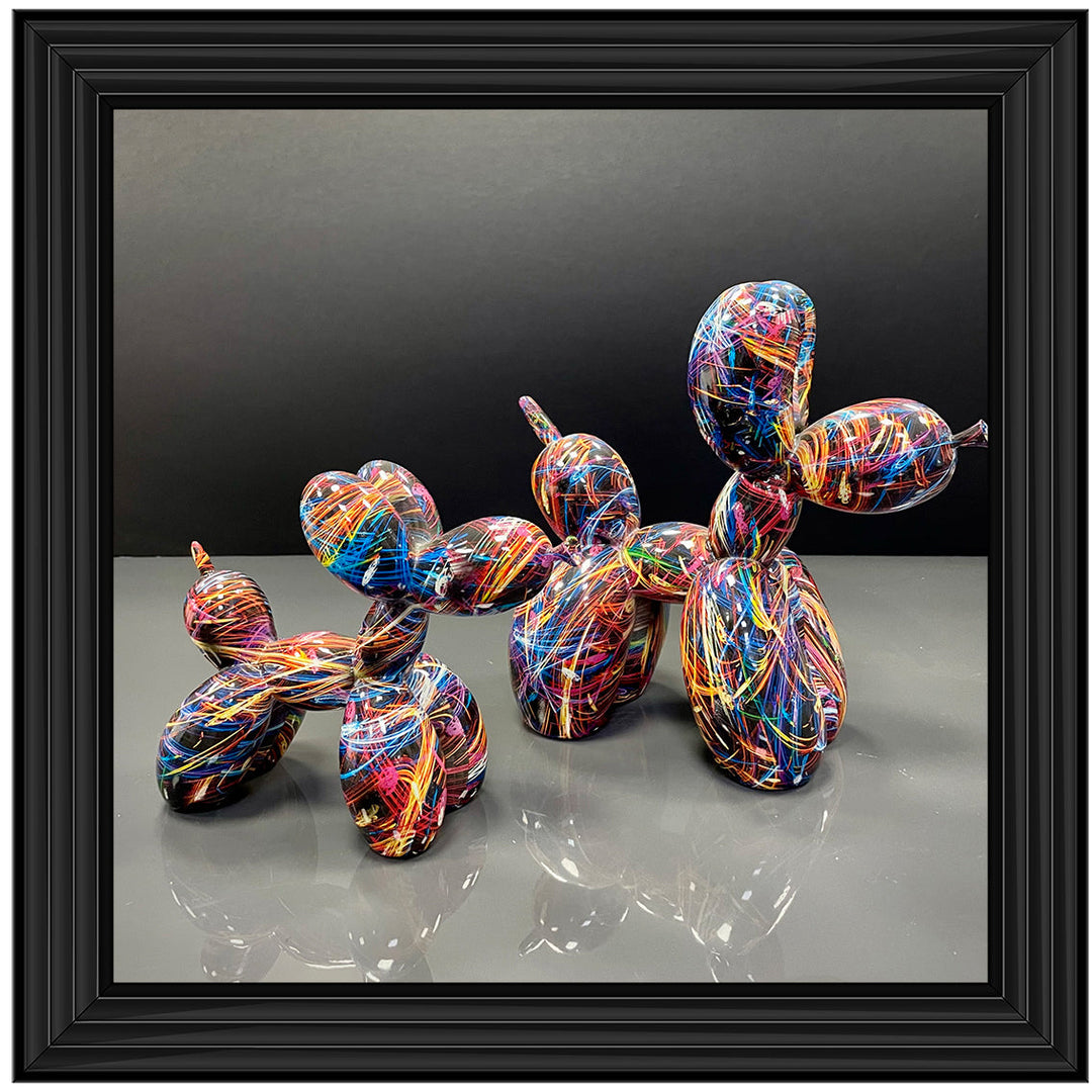 MD421 GRAFFITI  BALLOON DOGS