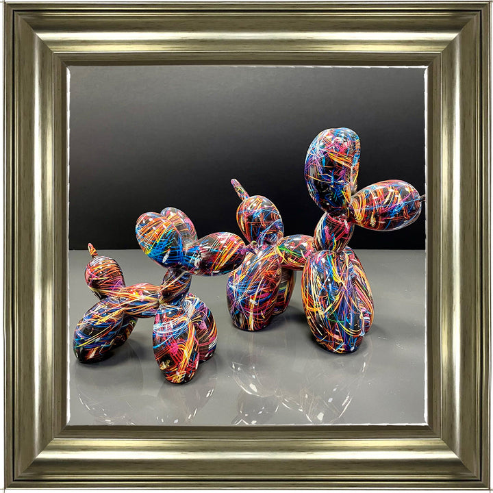 MD421 GRAFFITI  BALLOON DOGS