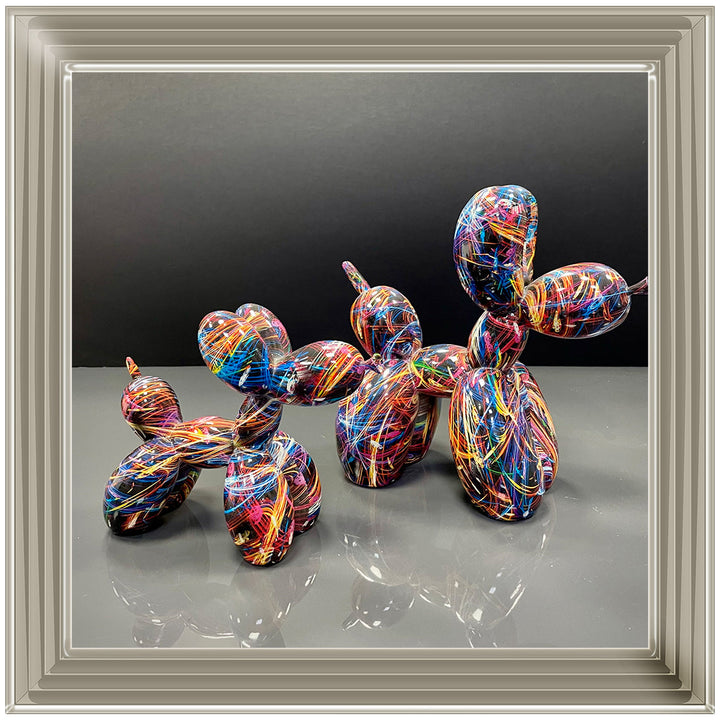 MD421 GRAFFITI  BALLOON DOGS