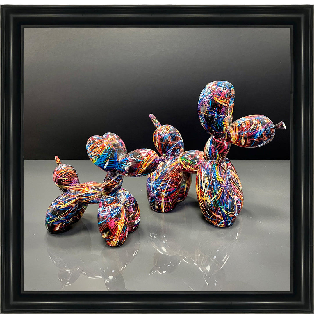 MD421 GRAFFITI  BALLOON DOGS