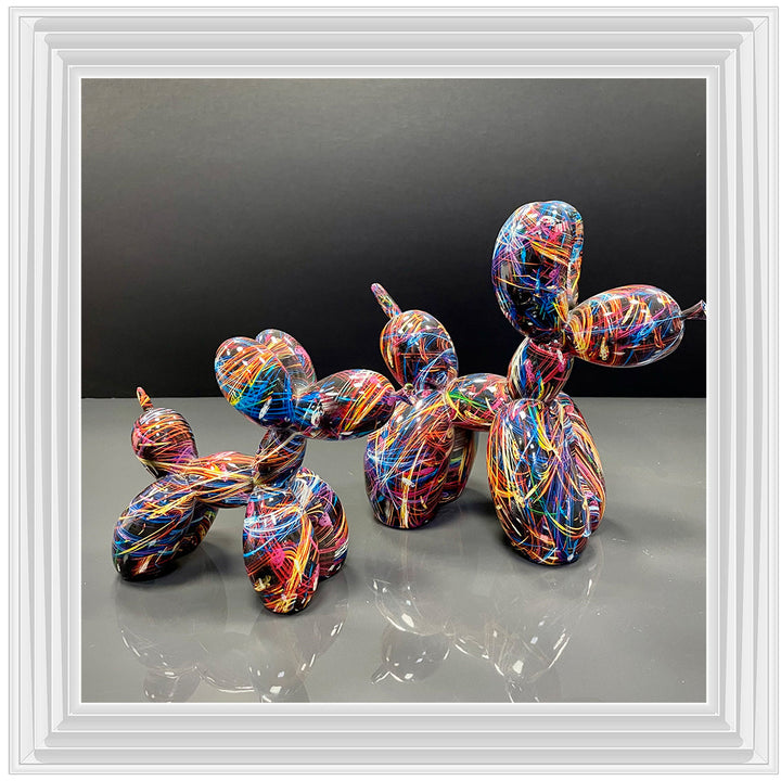 MD421 GRAFFITI  BALLOON DOGS