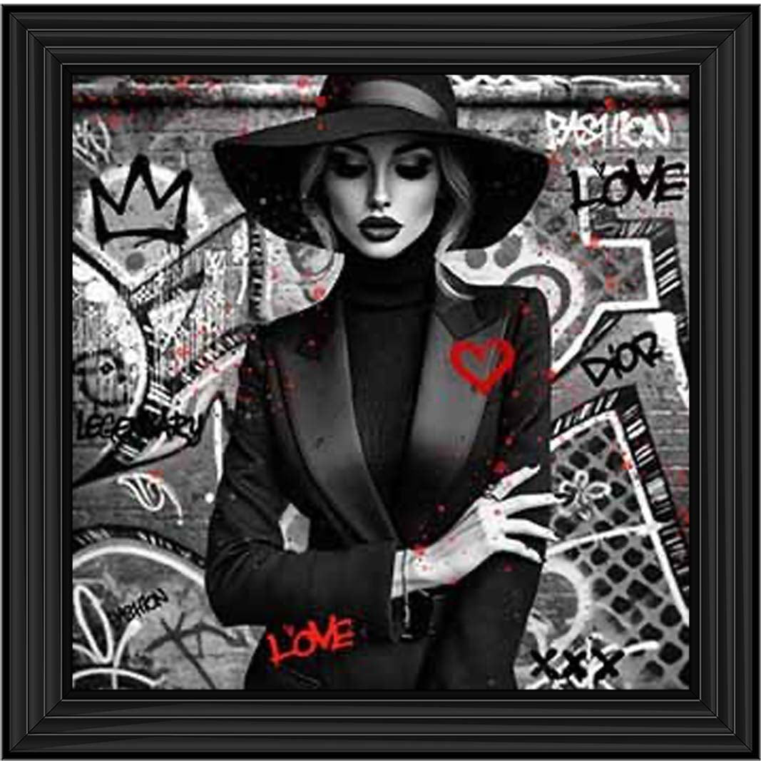 MD539-B&W Lady With Hat