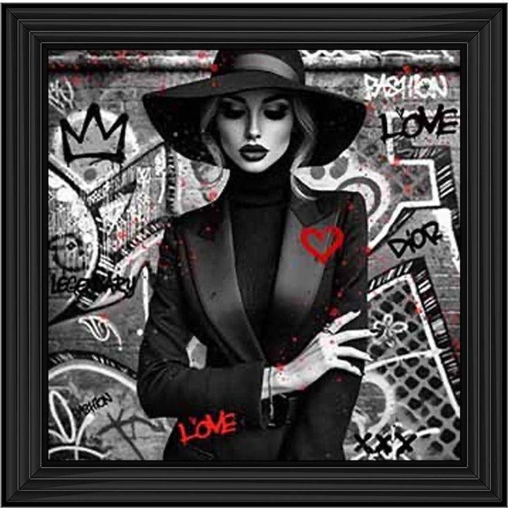 MD539-B&W Lady With Hat