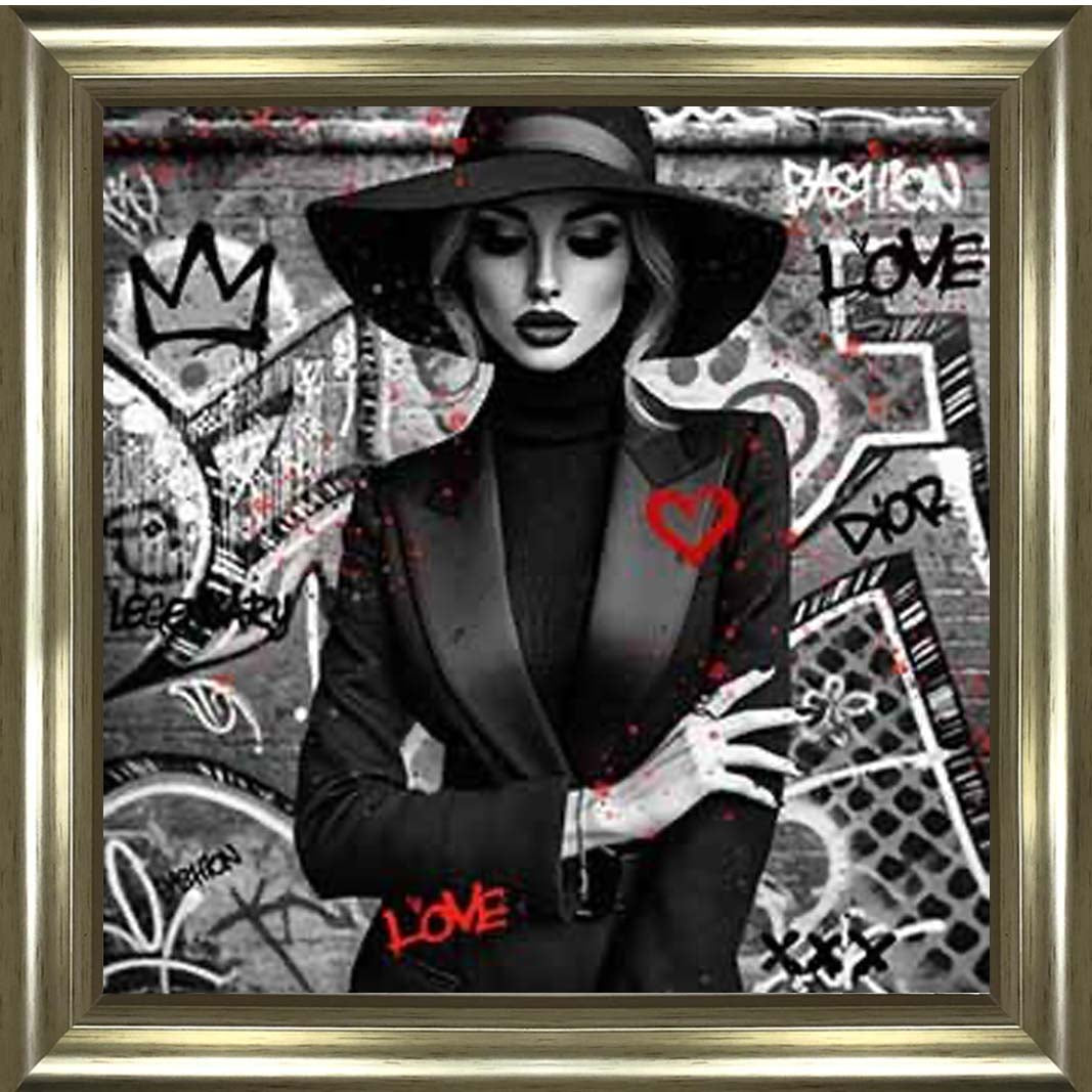 MD539-B&W Lady With Hat
