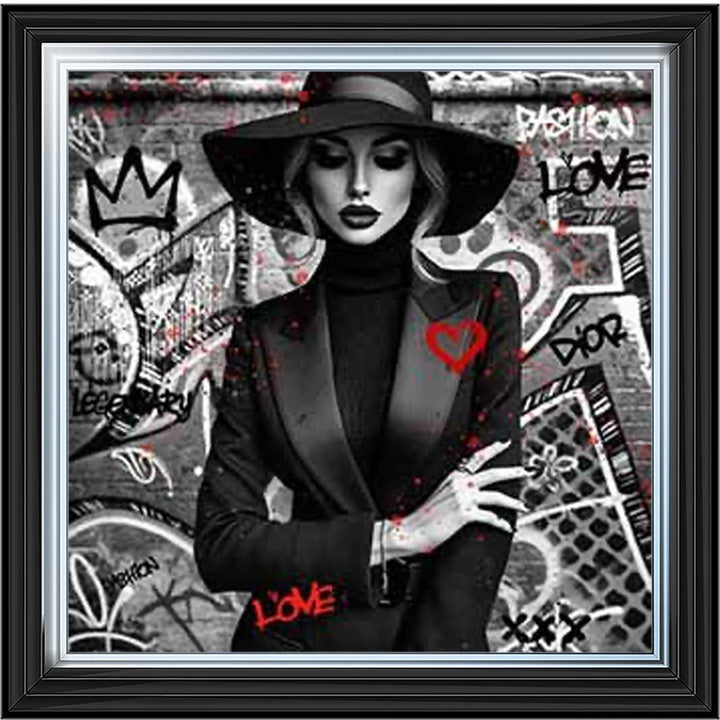 MD539-B&W Lady With Hat
