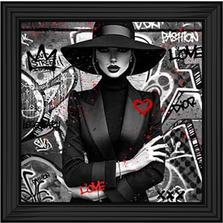 MD540-B&W Lady With Hat ||
