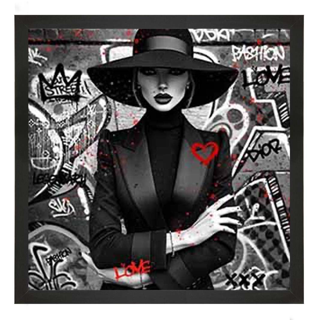 MD540-B&W Lady With Hat ||