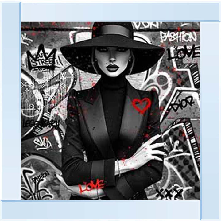 MD540-B&W Lady With Hat ||