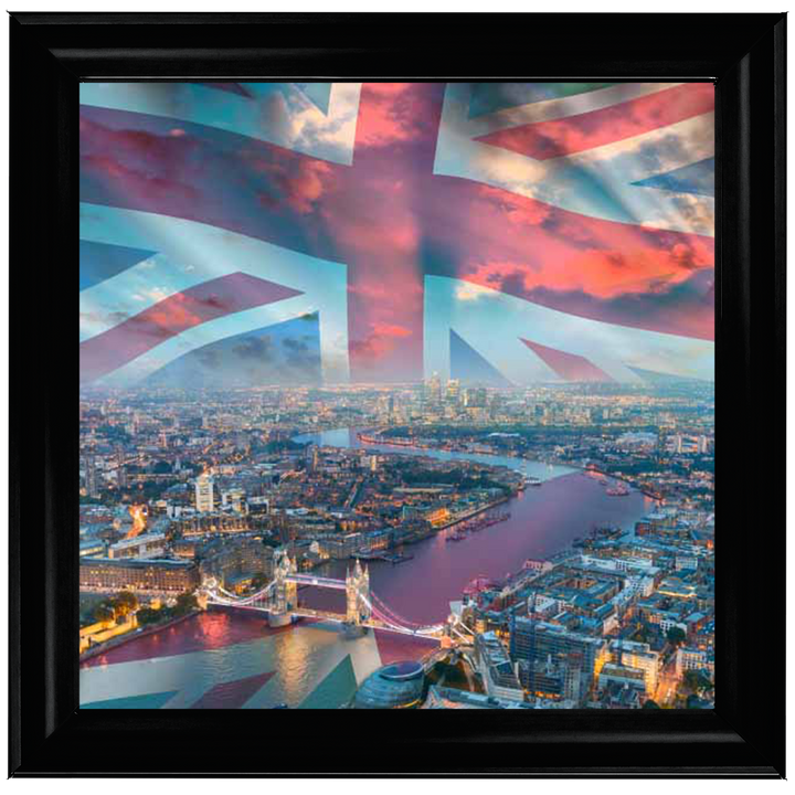 MS475 Union Jack over London