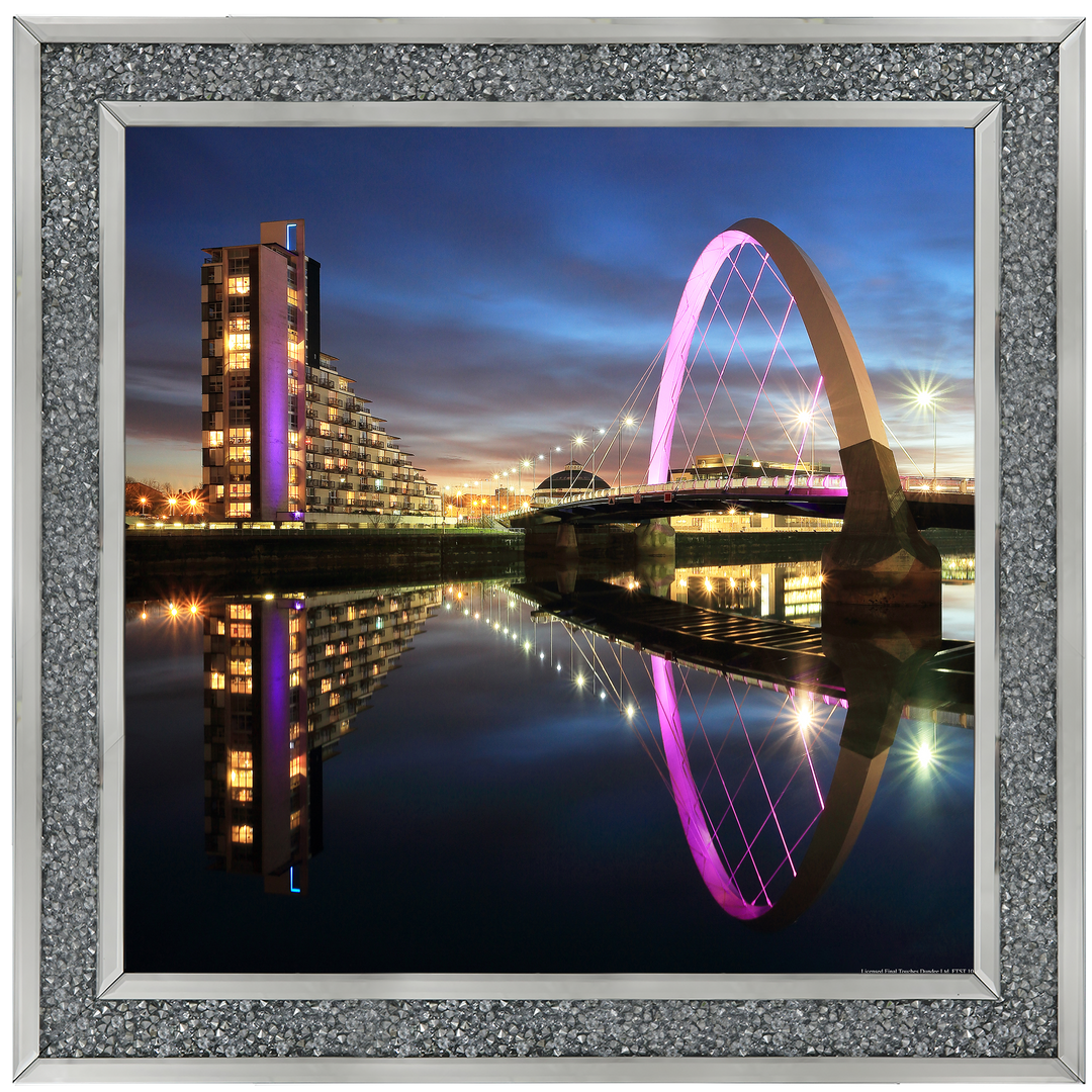 CY679 Purple Bridge, Glasgow Clyde