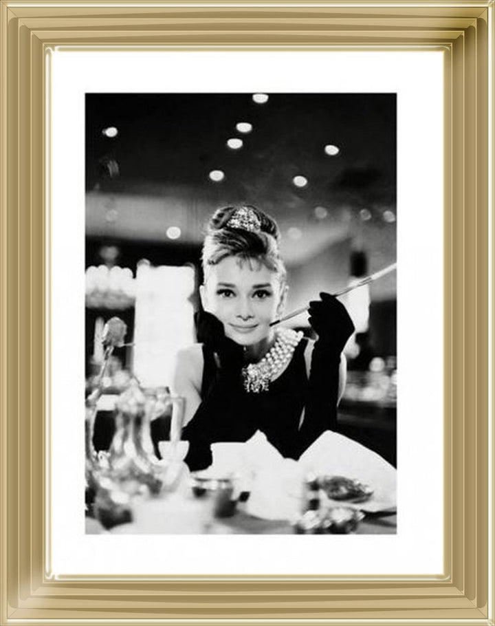 PPR40002 Audrey Breakfast at Tiffany's
