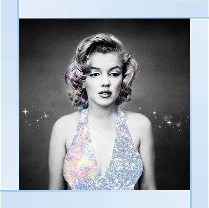 IC317 Sparkling Marilyn Monore