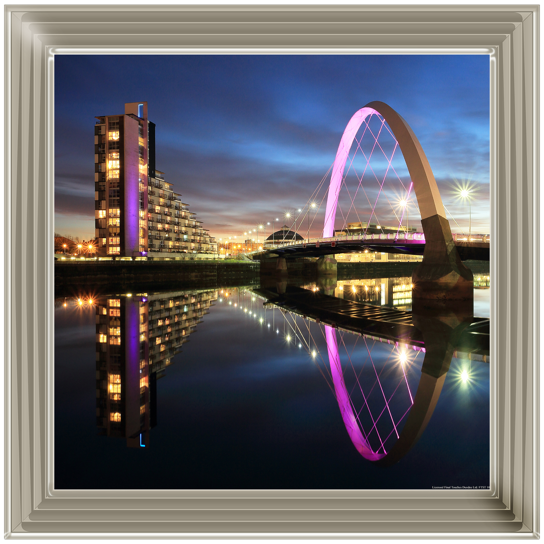 CY679 Purple Bridge, Glasgow Clyde